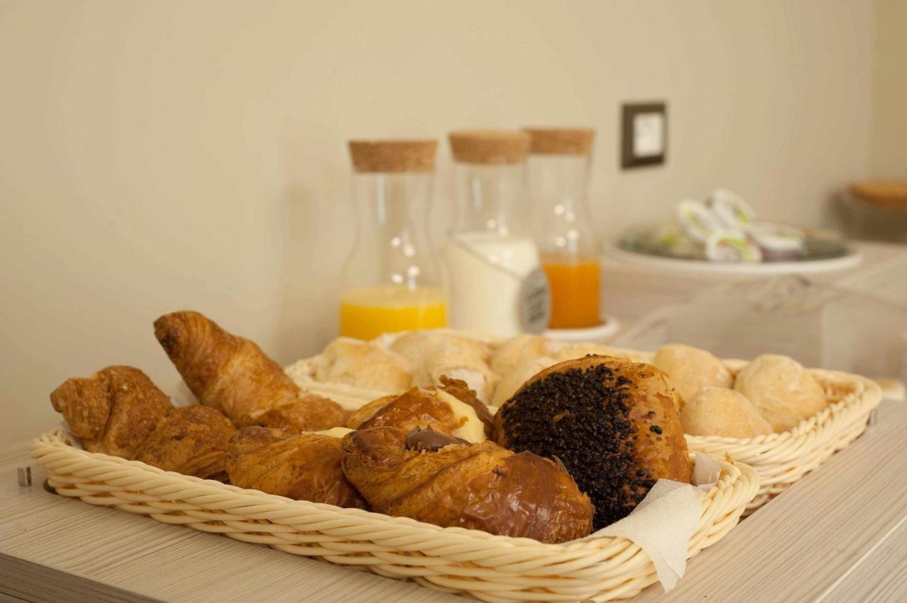 Antica Dimora Luxury Rooms Barletta Kültér fotó